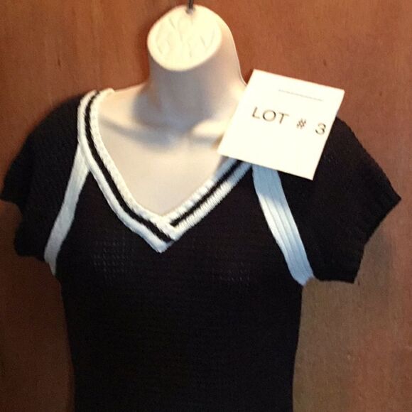 Lightweight sweater dress in medium ladies NWT - Picture 3 of 8